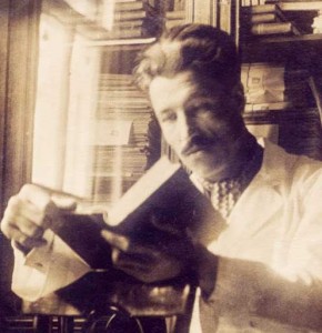 Hikmet Kıvılcımlı