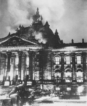 Reichstag Yangını